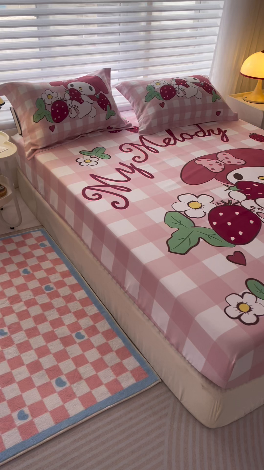 91家纺网 家纺一手货源 找家纺 一电 2026新款卡通磨毛床笠单品床笠单件-第一批 草莓美乐蒂