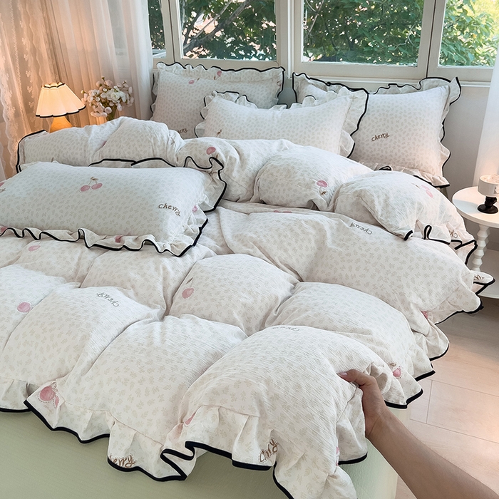 91家纺网 家纺一手货源 找家纺 （总）绘萱家居 2026直播爆款云感皱皱纱双层纱皱皱棉花边四件套印花水洗棉