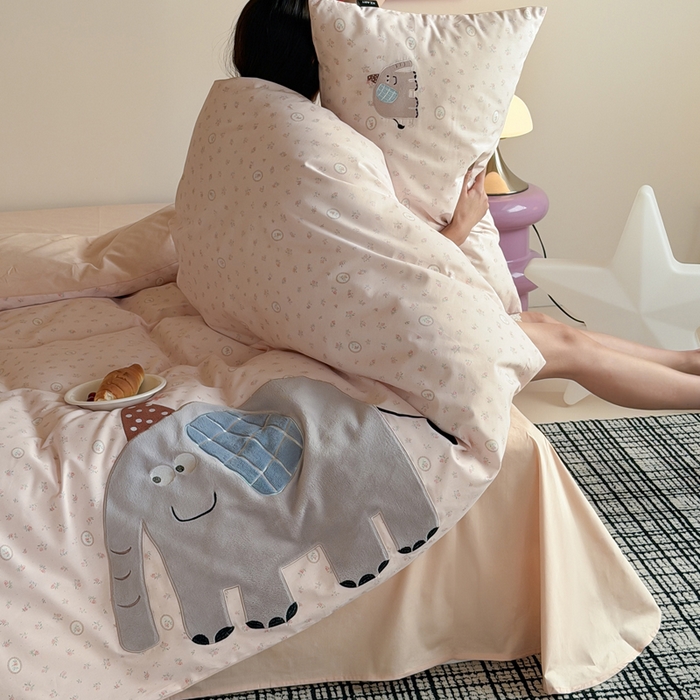 91家纺网 家纺一手货源 找家纺 （总）卡姿家纺 2026春夏全棉萌趣气质大贴布系列四件套— 第二季