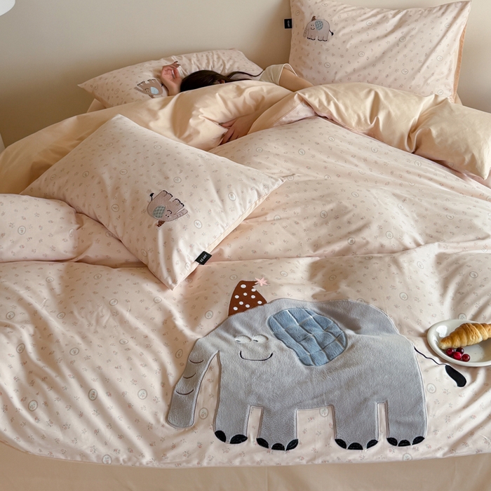 91家纺网 家纺一手货源 找家纺 （总）卡姿家纺 2026春夏全棉萌趣气质大贴布系列四件套— 第二季