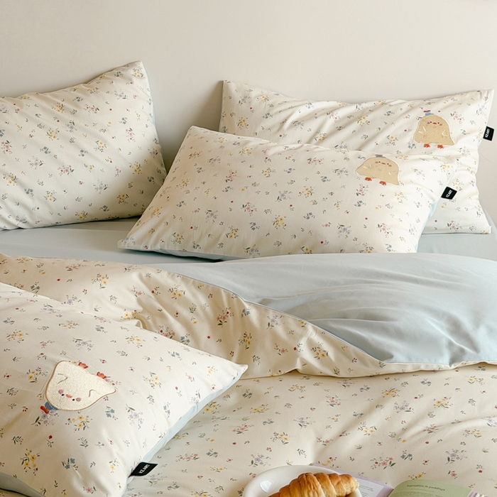 91家纺网 家纺一手货源 找家纺 卡姿家纺 2026春夏全棉萌趣气质大贴布系列四件套— 第二季 小萌鸡