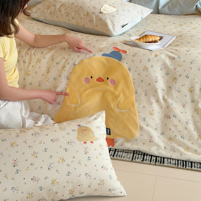 91家纺网 家纺一手货源 找家纺 卡姿家纺 2026春夏全棉萌趣气质大贴布系列四件套— 第二季 小萌鸡