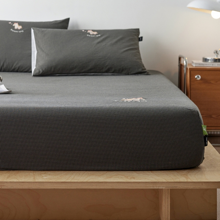 91家纺网 家纺一手货源 找家纺 （总）卡姿家纺 2026春夏全棉色织水洗棉文艺时尚床笠三件套