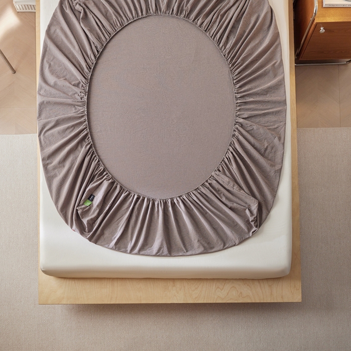 91家纺网 家纺一手货源 找家纺 卡姿家纺 2026春夏全棉色织水洗棉文艺时尚床笠三件套 床笠-小狗旺福