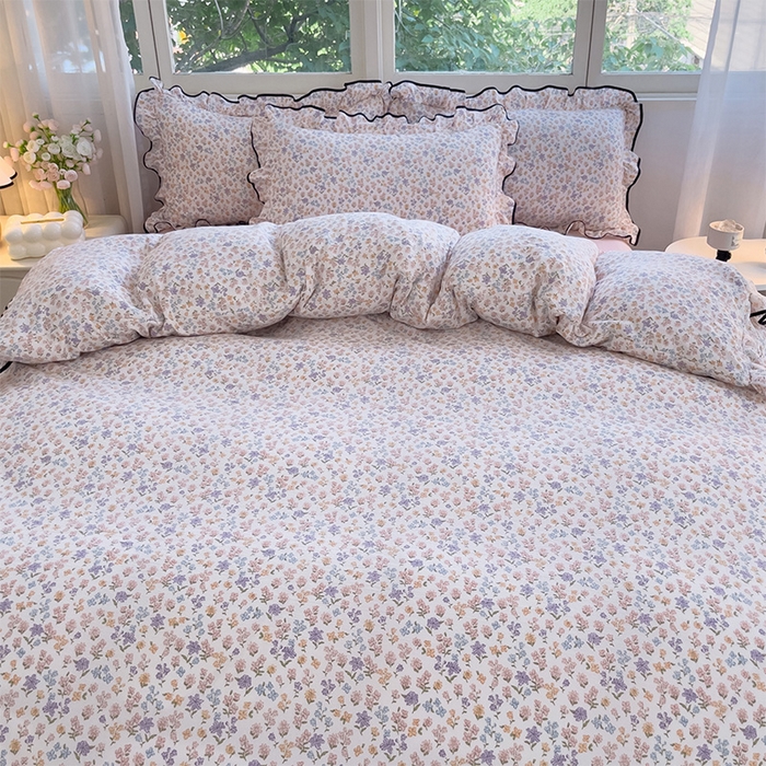 91家纺网 家纺一手货源 找家纺 绘萱家居 2026直播爆款云感皱皱纱双层纱皱皱棉花边四件套印花水洗棉 可颂