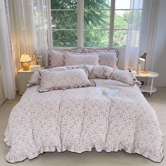 91家纺网 家纺一手货源 找家纺 绘萱家居 2026直播爆款云感皱皱纱双层纱皱皱棉花边四件套印花水洗棉 可颂