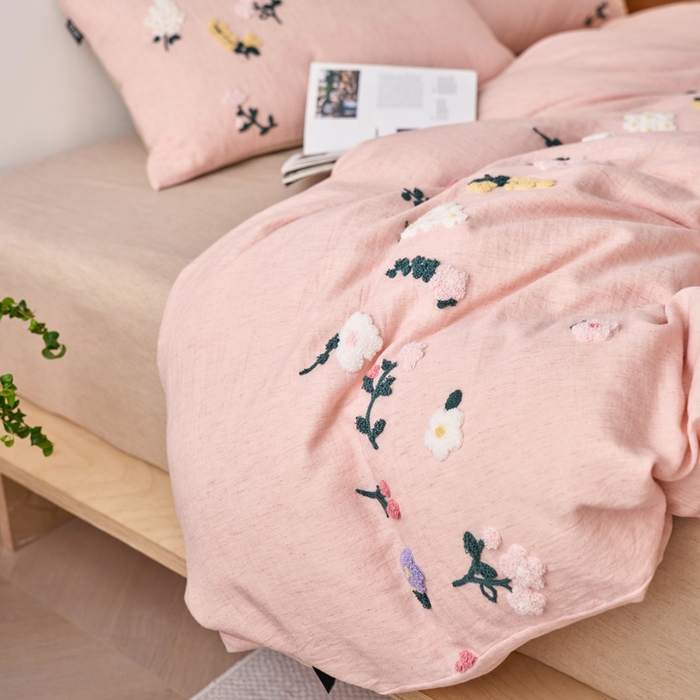 91家纺网 家纺一手货源 找家纺 卡姿家纺 2026春夏天丝棉麻裸感超柔系列四件套-紫茉 紫茉-粉