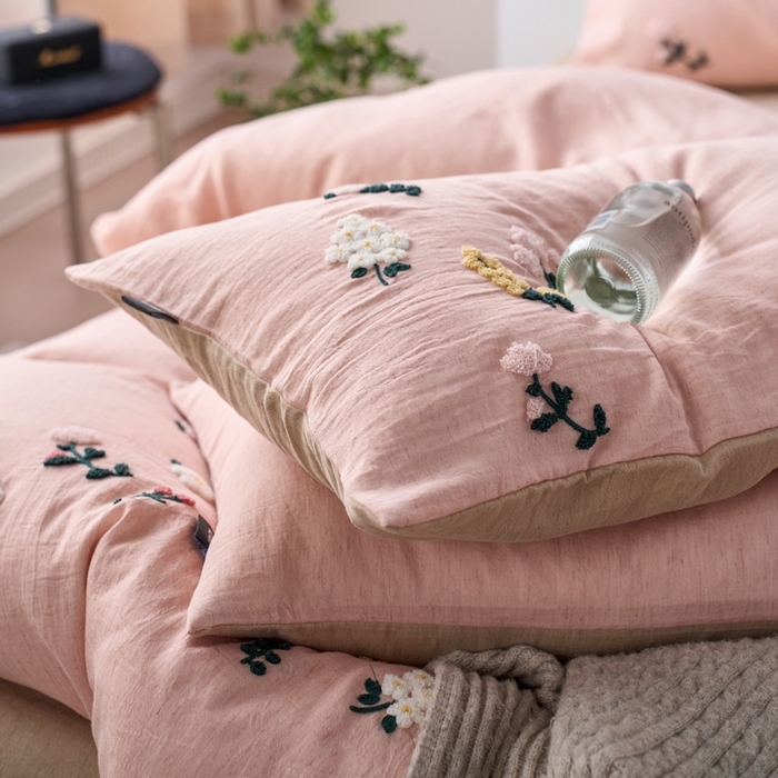 91家纺网 家纺一手货源 找家纺 卡姿家纺 2026春夏天丝棉麻裸感超柔系列四件套-紫茉 紫茉-粉