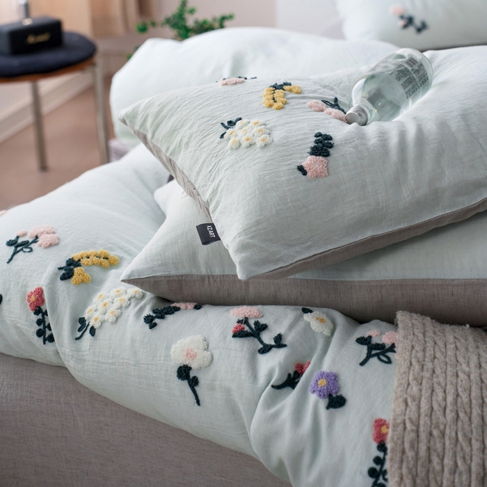 91家纺网 家纺一手货源 找家纺 卡姿家纺 2026春夏天丝棉麻裸感超柔系列四件套-紫茉 紫茉-浅蓝