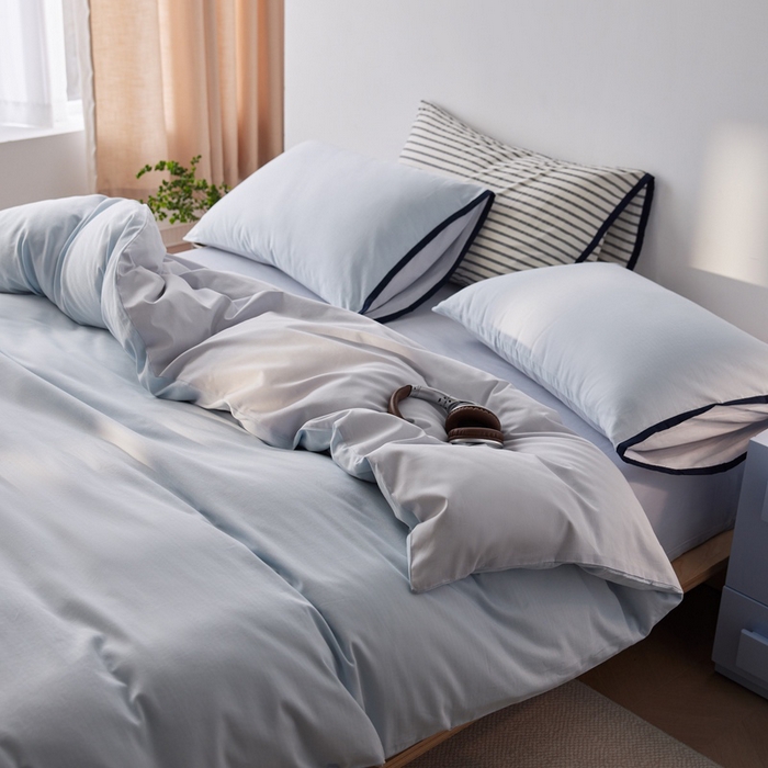 卡姿家纺 2026春夏全棉人字纹小提花拼色系列四件套 人字纹浅蓝