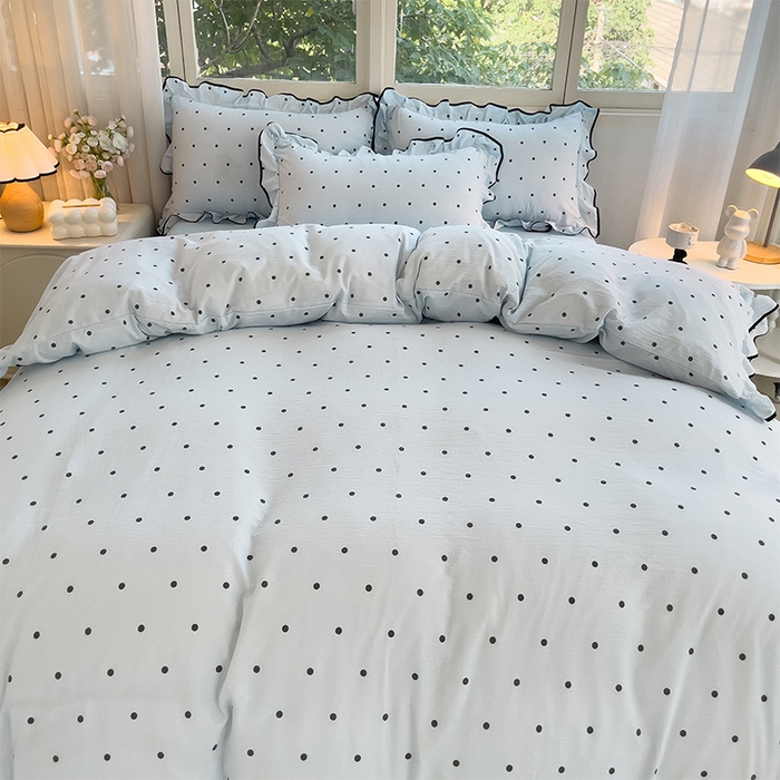 91家纺网 家纺一手货源 找家纺 绘萱家居 2026直播爆款云感皱皱纱双层纱皱皱棉花边四件套印花水洗棉 蓝色波点