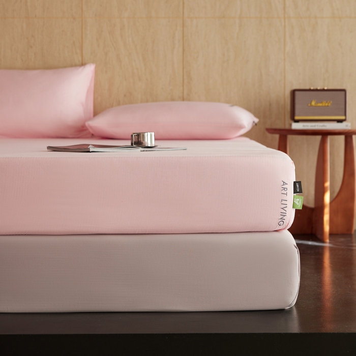 91家纺网 家纺一手货源 找家纺 卡姿家纺 2026春夏全棉人字纹小提花单品-床笠三件套 床笠-山茶粉