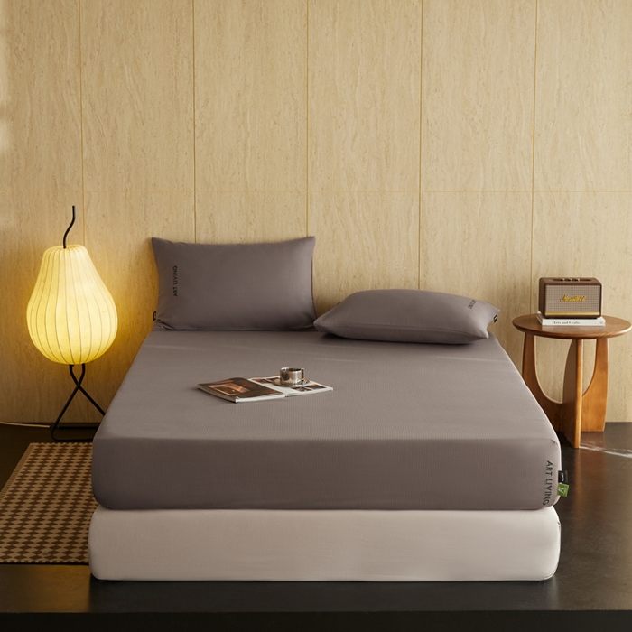 91家纺网 家纺一手货源 找家纺 卡姿家纺 2026春夏全棉人字纹小提花单品-床笠三件套 床笠-浅咖