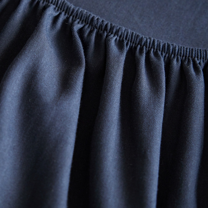 91家纺网 家纺一手货源 找家纺 卡姿家纺 2026春夏全棉人字纹小提花单品-床笠三件套 床笠-藏青