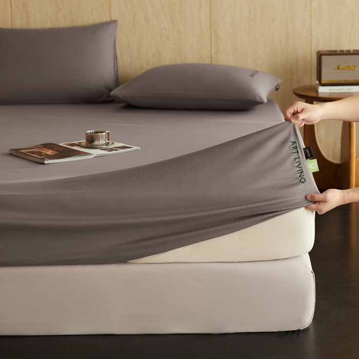 91家纺网 家纺一手货源 找家纺 卡姿家纺 2026春夏全棉人字纹小提花单品-床笠三件套 床笠-浅咖