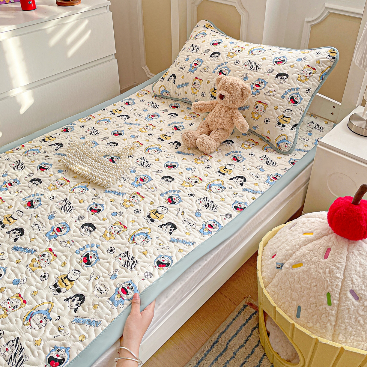 91家纺网 家纺一手货源 找家纺 （总）纽缦家纺 2026春夏新款A类水洗棉夹棉学生床垫