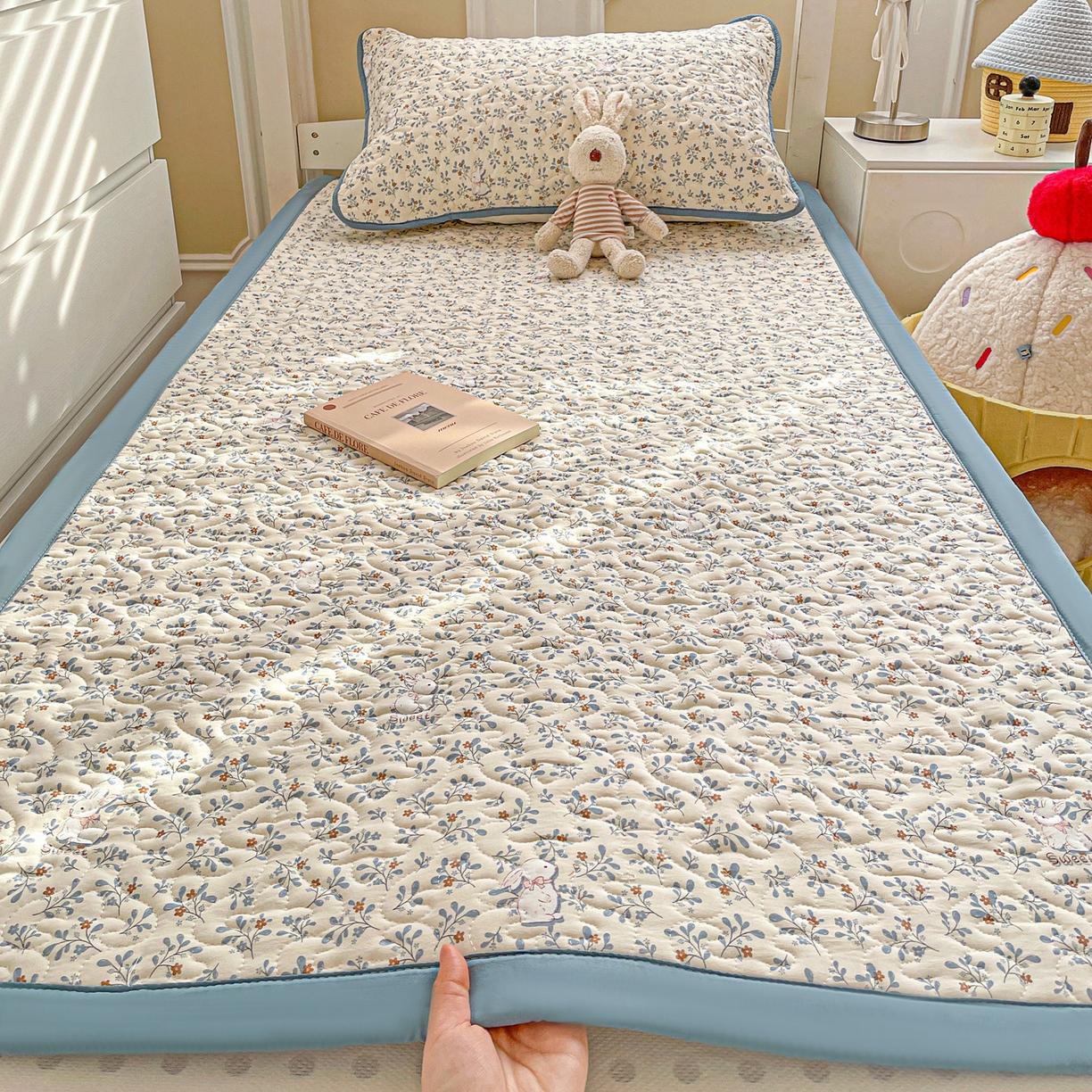 91家纺网 家纺一手货源 找家纺 （总）纽缦家纺 2026春夏新款A类水洗棉夹棉学生床垫