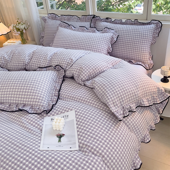 91家纺网 家纺一手货源 找家纺 绘萱家居 2026直播爆款云感皱皱纱双层纱皱皱棉花边四件套印花水洗棉 小格子-紫