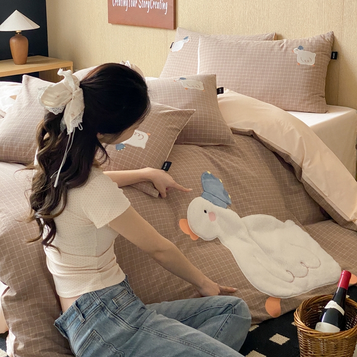 91家纺网 家纺一手货源 找家纺 （总）卡姿家纺 2026春夏全棉萌趣气质大贴布系列四件套— 第一季