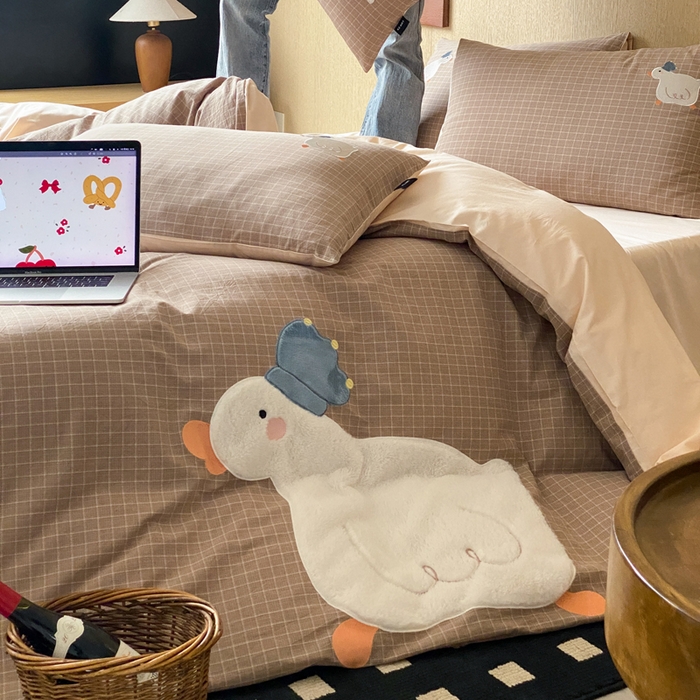 91家纺网 家纺一手货源 找家纺 （总）卡姿家纺 2026春夏全棉萌趣气质大贴布系列四件套— 第一季