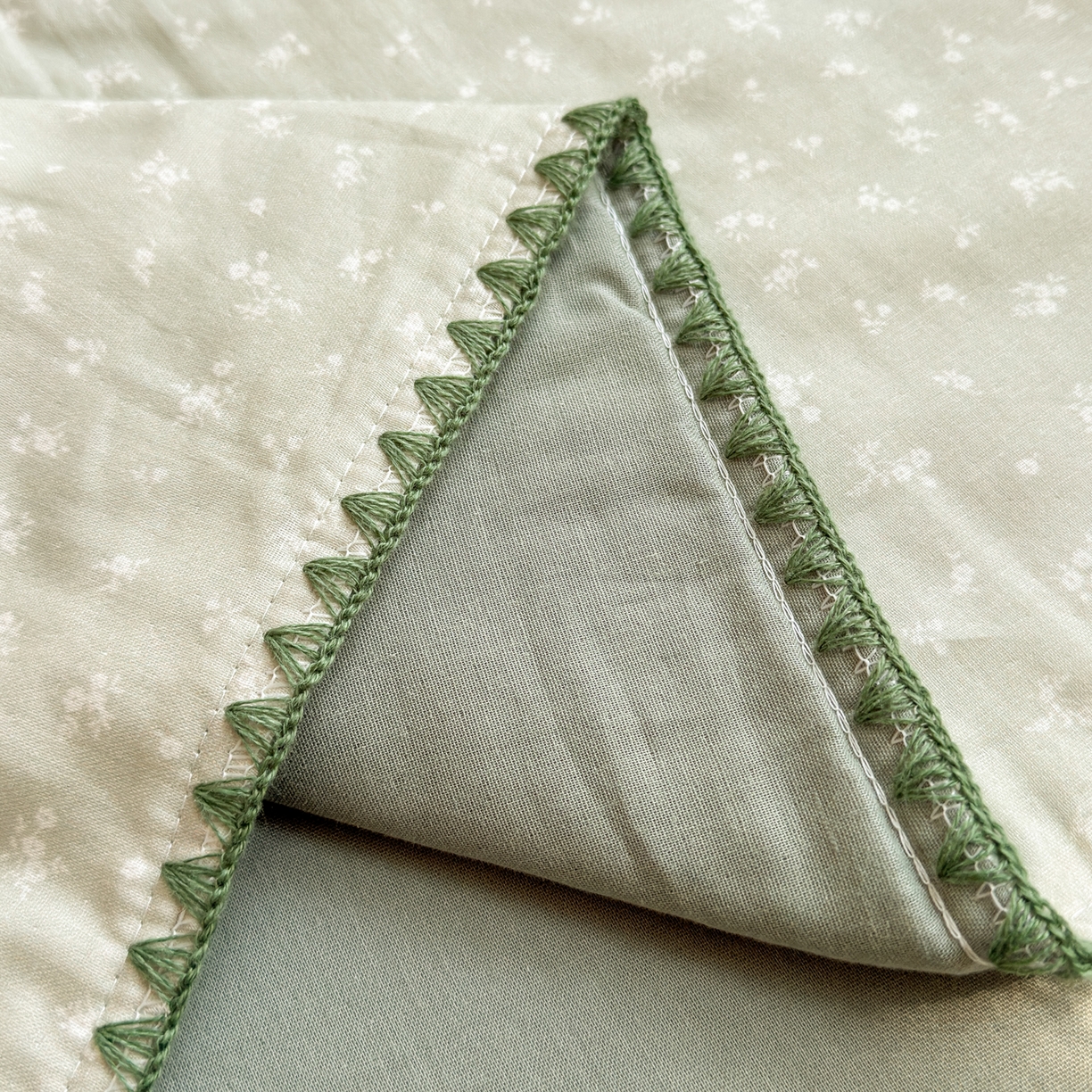 91家纺网 家纺一手货源 找家纺 雯雨家纺 2026新款全棉双层纱新疆棉花夏被空调被被子被芯 秘密花园