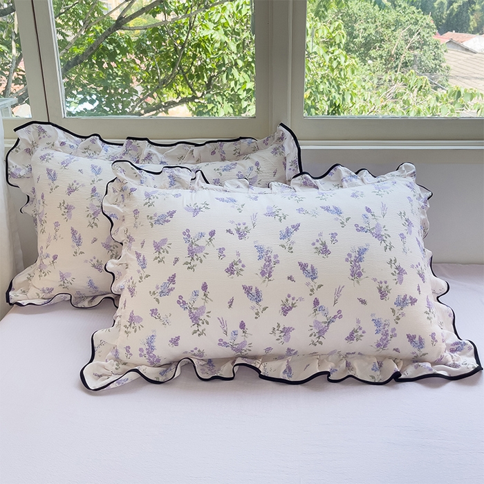 91家纺网 家纺一手货源 找家纺 绘萱家居 2026直播爆款云感皱皱纱双层纱皱皱棉花边四件套印花水洗棉 薰衣草