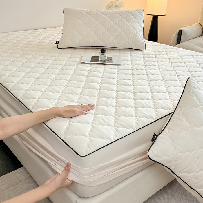 91家纺网 家纺一手货源 找家纺 卡姿家纺 2026中科院抗菌防螨全棉床笠席梦思床垫保护套 劳伦-白