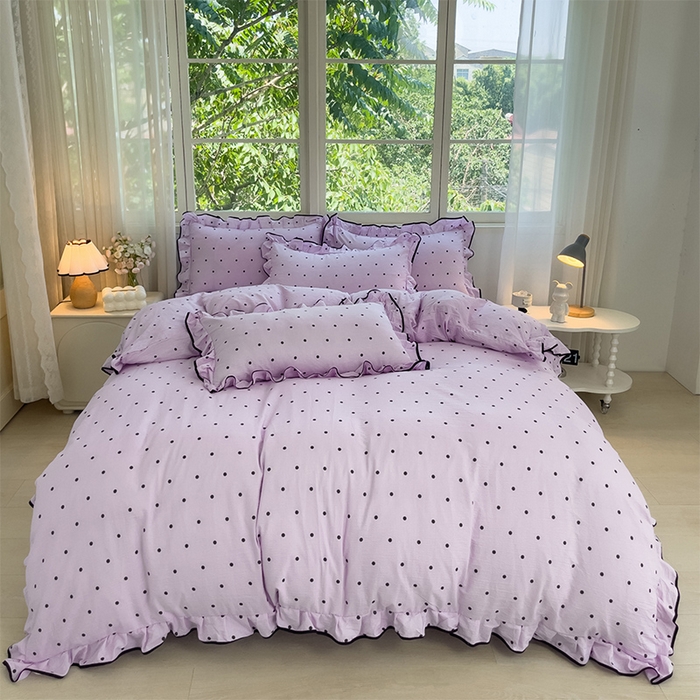 91家纺网 家纺一手货源 找家纺 绘萱家居 2026直播爆款云感皱皱纱双层纱皱皱棉花边四件套印花水洗棉 紫色波点