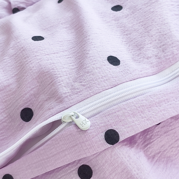 91家纺网 家纺一手货源 找家纺 绘萱家居 2026直播爆款云感皱皱纱双层纱皱皱棉花边四件套印花水洗棉 紫色波点