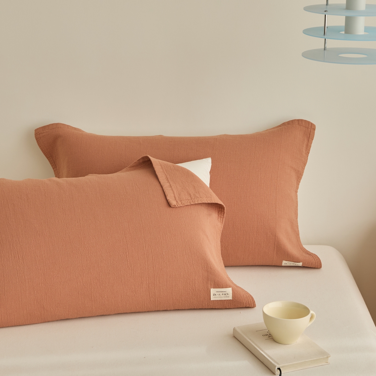 91家纺网 家纺一手货源 找家纺 百寐 2026全棉纯棉枕巾50*80纯棉简约棉麻透气枕巾大小枕芯通用 棉麻枕巾-暗砖红 50x80cm±2cm一对