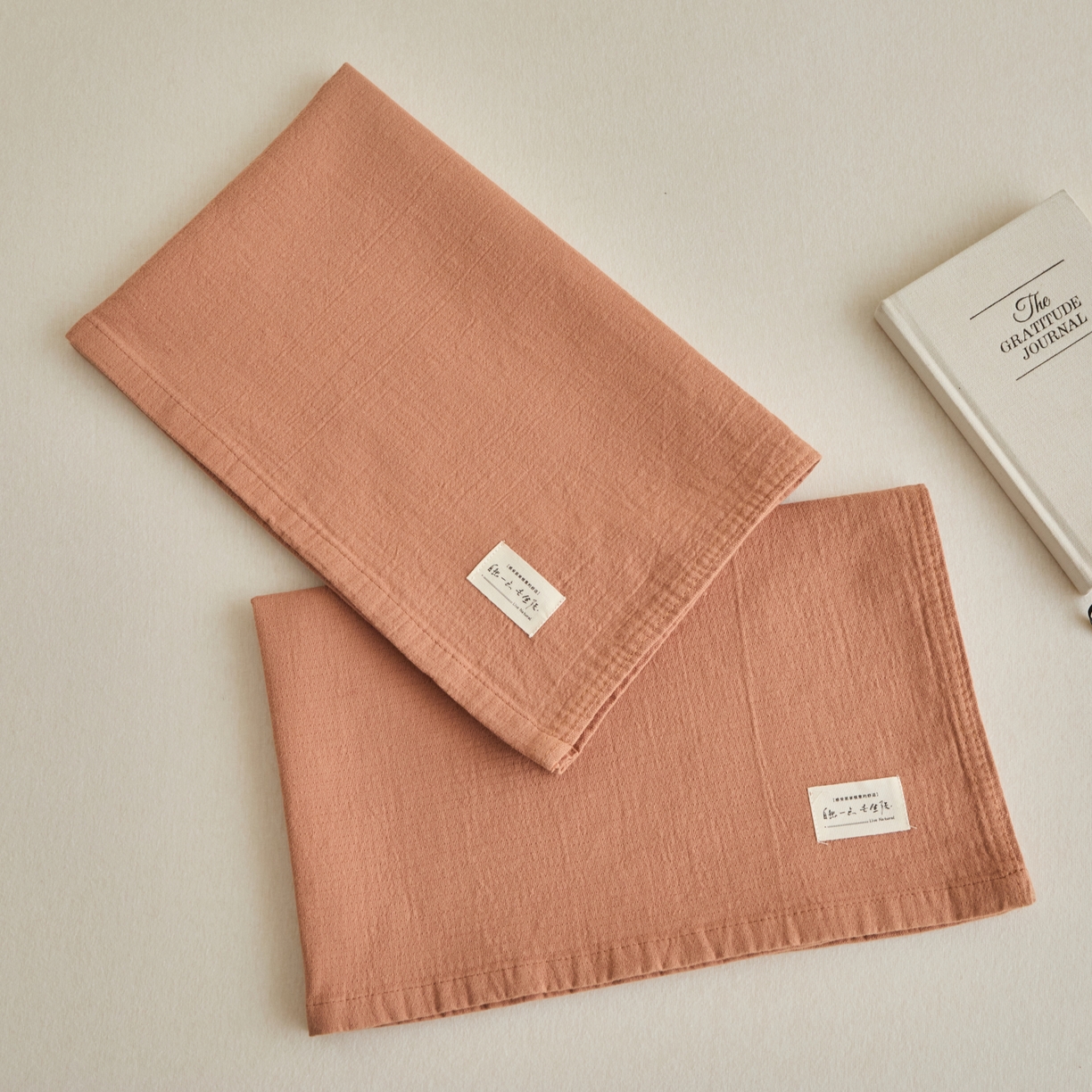 91家纺网 家纺一手货源 找家纺 百寐 2026全棉纯棉枕巾50*80纯棉简约棉麻透气枕巾大小枕芯通用 棉麻枕巾-暗砖红 50x80cm±2cm一对