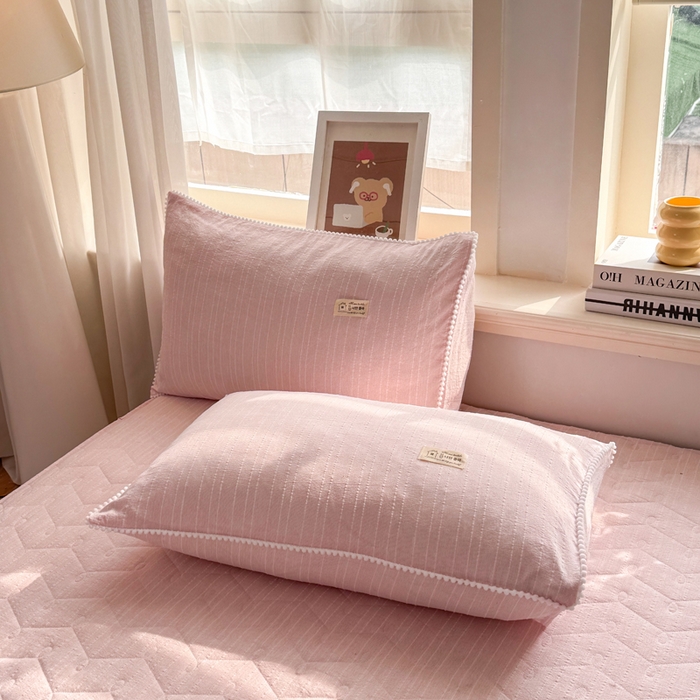 91家纺网 家纺一手货源 找家纺 蝶帕家纺 2026新款无印色织提花加棉床笠四件套 柔雾粉