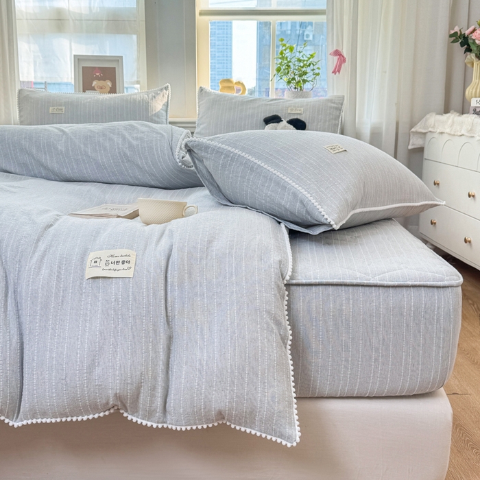 91家纺网 家纺一手货源 找家纺 蝶帕家纺 2026新款无印色织提花加棉床笠四件套 浅兰