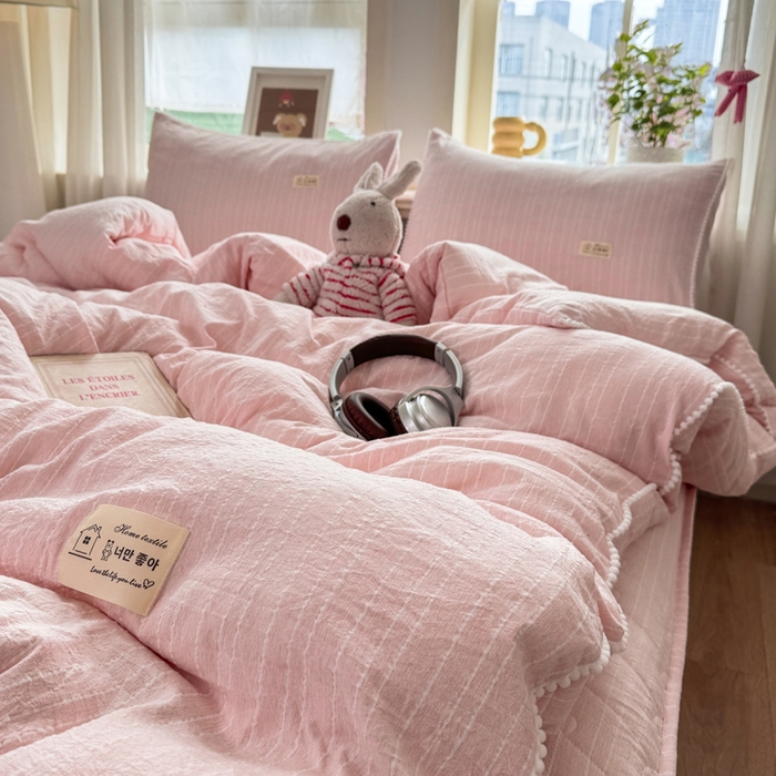 91家纺网 家纺一手货源 找家纺 蝶帕家纺 2026新款无印色织提花加棉床笠四件套 柔雾粉