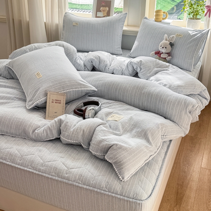 91家纺网 家纺一手货源 找家纺 蝶帕家纺 2026新款无印色织提花加棉床笠四件套 浅灰