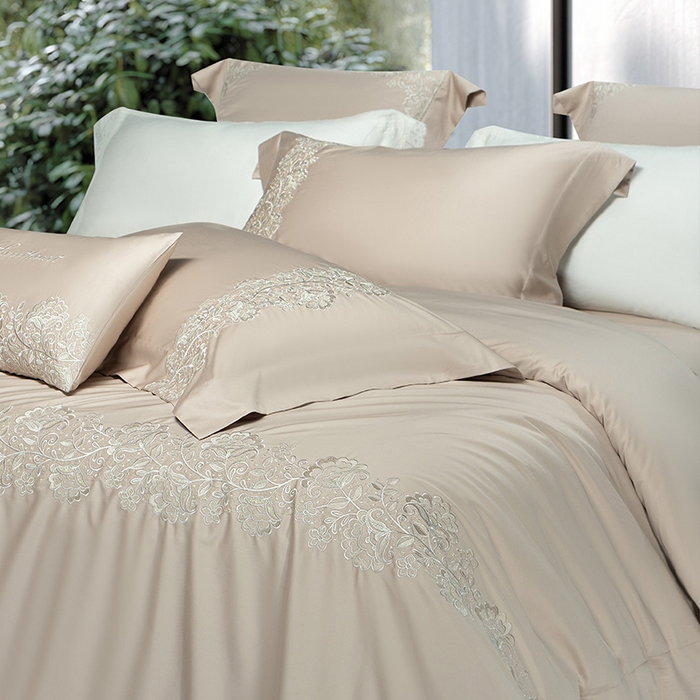 91家纺网 家纺一手货源 找家纺 诗黛尔 2026春夏新款全棉纯棉长绒棉刺绣四件套-幽花庭 幽花庭-卡其色