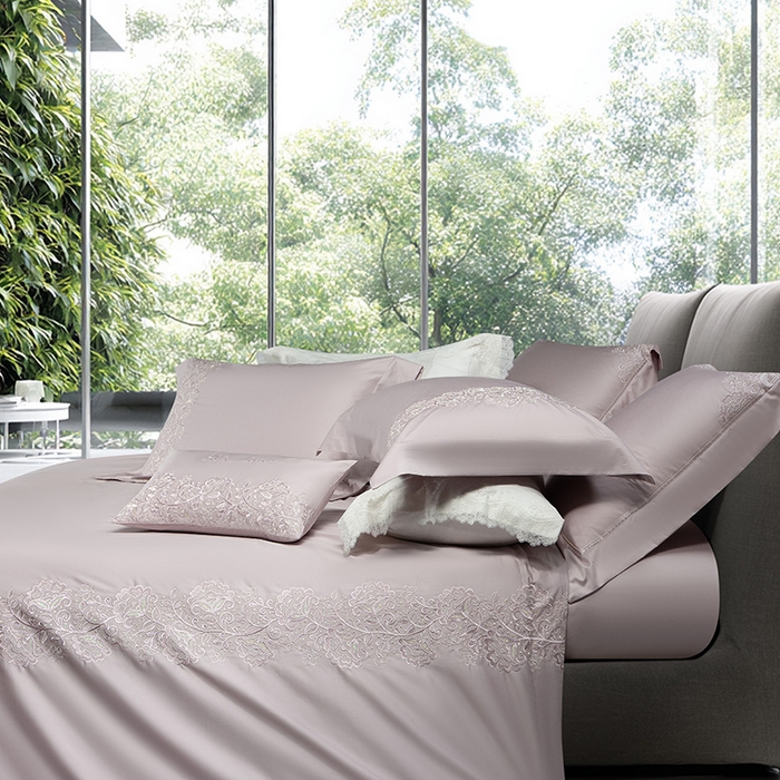 91家纺网 家纺一手货源 找家纺 诗黛尔 2026春夏新款全棉纯棉长绒棉刺绣四件套-幽花庭 幽花庭-淡雅紫