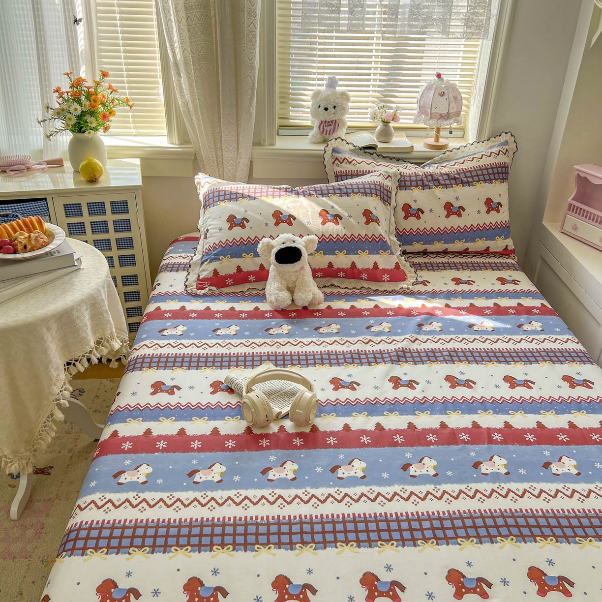 91家纺网 家纺一手货源 找家纺 希诺家居 2026新款费尔岛风全棉纯棉小清新单品床单床笠三件套-第二批 费尔岛梦幻小马