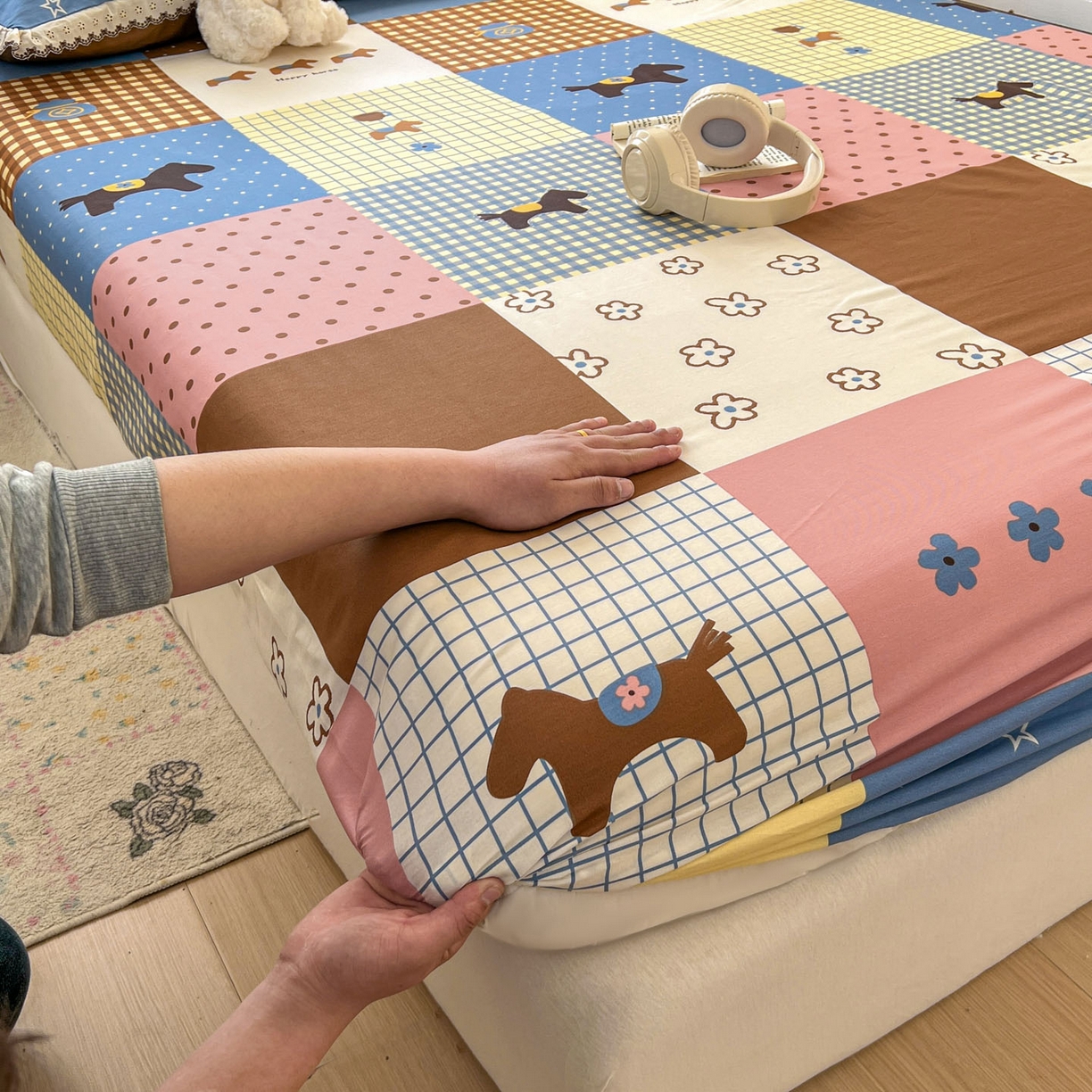 91家纺网 家纺一手货源 找家纺 希诺家居 2026新款费尔岛风全棉纯棉小清新单品床单床笠三件套-第二批 可可布丁马