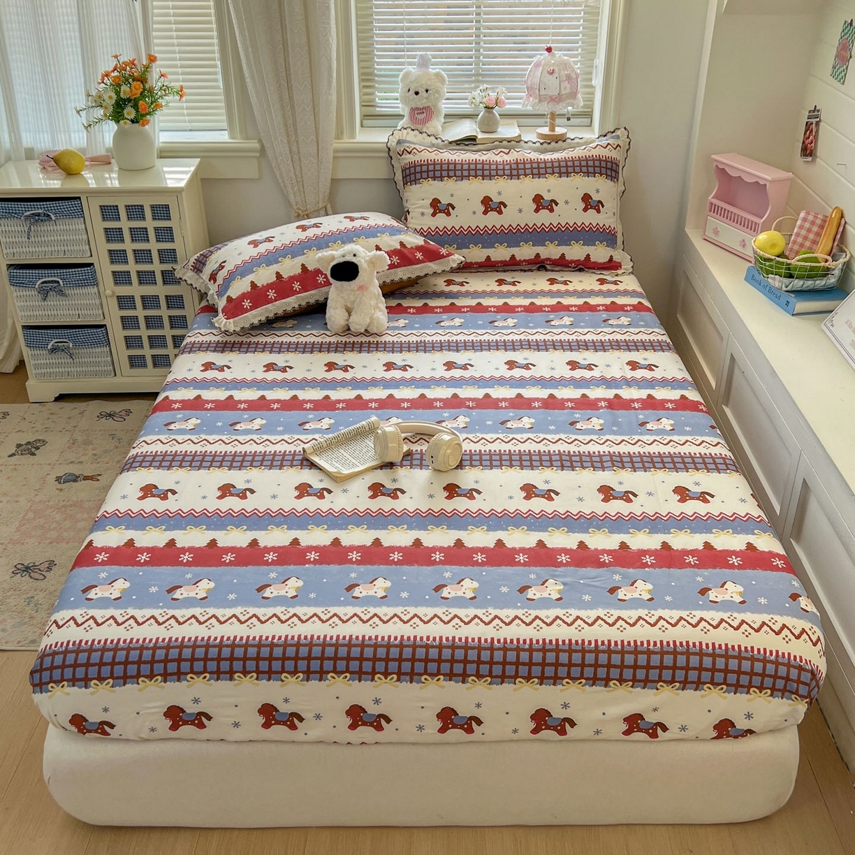 91家纺网 家纺一手货源 找家纺 希诺家居 2026新款费尔岛风全棉纯棉小清新单品床单床笠三件套-第二批 费尔岛梦幻小马