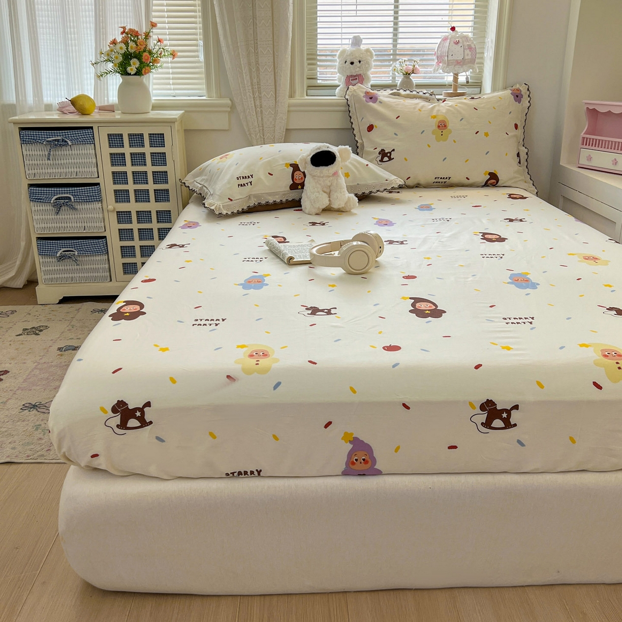 91家纺网 家纺一手货源 找家纺 希诺家居 2026新款费尔岛风全棉纯棉小清新单品床单床笠三件套-第二批 萌萌星宝宝