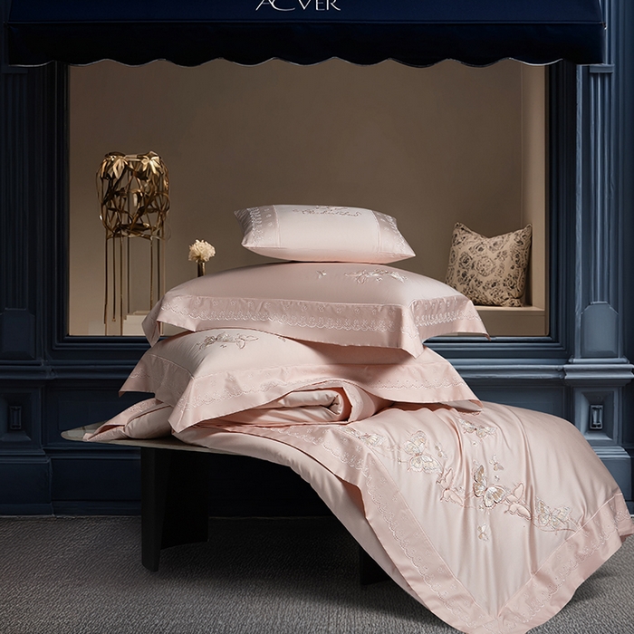 91家纺网 家纺一手货源 找家纺 诗黛尔 2026春夏新款全棉纯棉长绒棉刺绣四件套-蝶恋花 蝶恋花-落樱粉