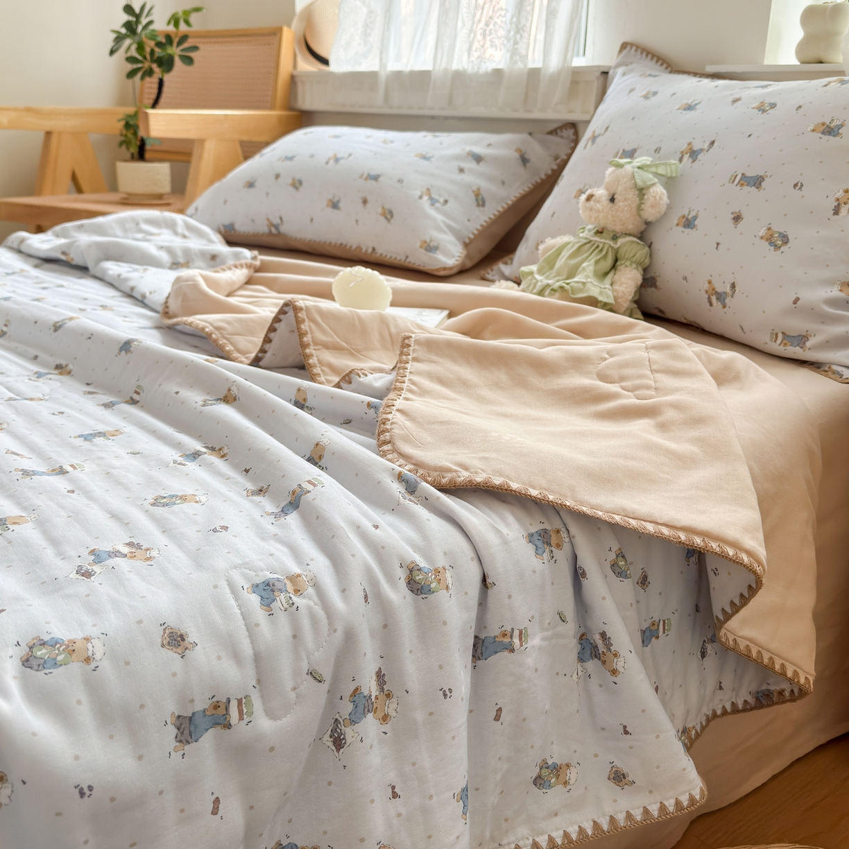 91家纺网 家纺一手货源 找家纺 雯雨家纺 2026新款全棉双层纱新疆棉花夏被空调被被子被芯 小熊礼物