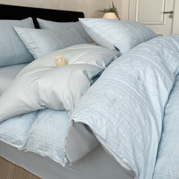 91家纺网 家纺一手货源 找家纺 卡姿家纺 2026春夏全棉高密厚织大提花轻奢四件套 沁香-湖绿