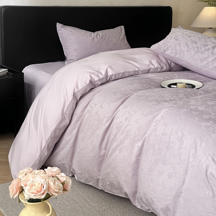 91家纺网 家纺一手货源 找家纺 卡姿家纺 2026春夏全棉高密厚织大提花轻奢四件套 露柯-丁香紫