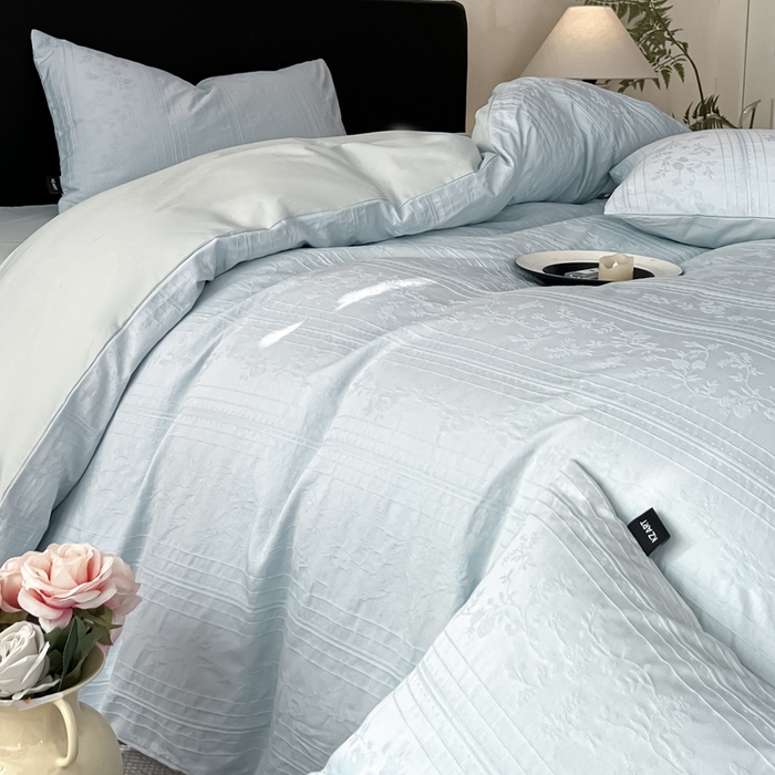 91家纺网 家纺一手货源 找家纺 卡姿家纺 2026春夏全棉高密厚织大提花轻奢四件套 沁香-湖绿