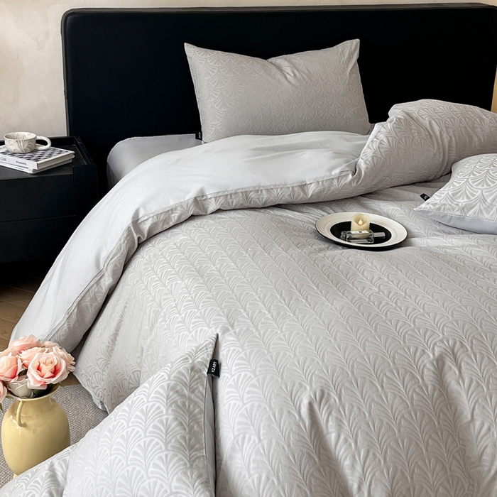 卡姿家纺 2026春夏全棉高密厚织大提花轻奢四件套 伊贝卡-银灰