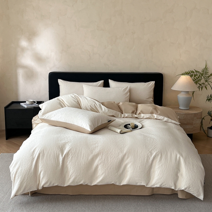 91家纺网 家纺一手货源 找家纺 卡姿家纺 2026春夏全棉高密厚织大提花轻奢四件套 石烁-奶白