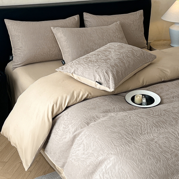 卡姿家纺 2026春夏全棉高密厚织大提花轻奢四件套 克拉拉-香槟驼