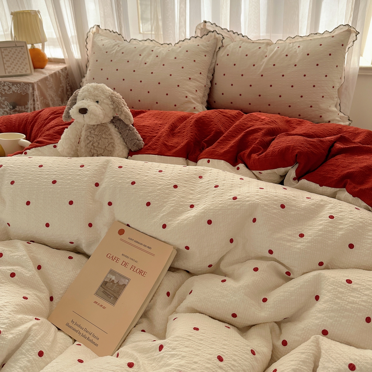 91家纺网 家纺一手货源 找家纺 （总）凯洛奇 2026新款高品质A类泡芙纱甜栗花边套件系列一小红书推荐